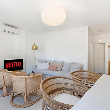 H43 Cabopino Apartment